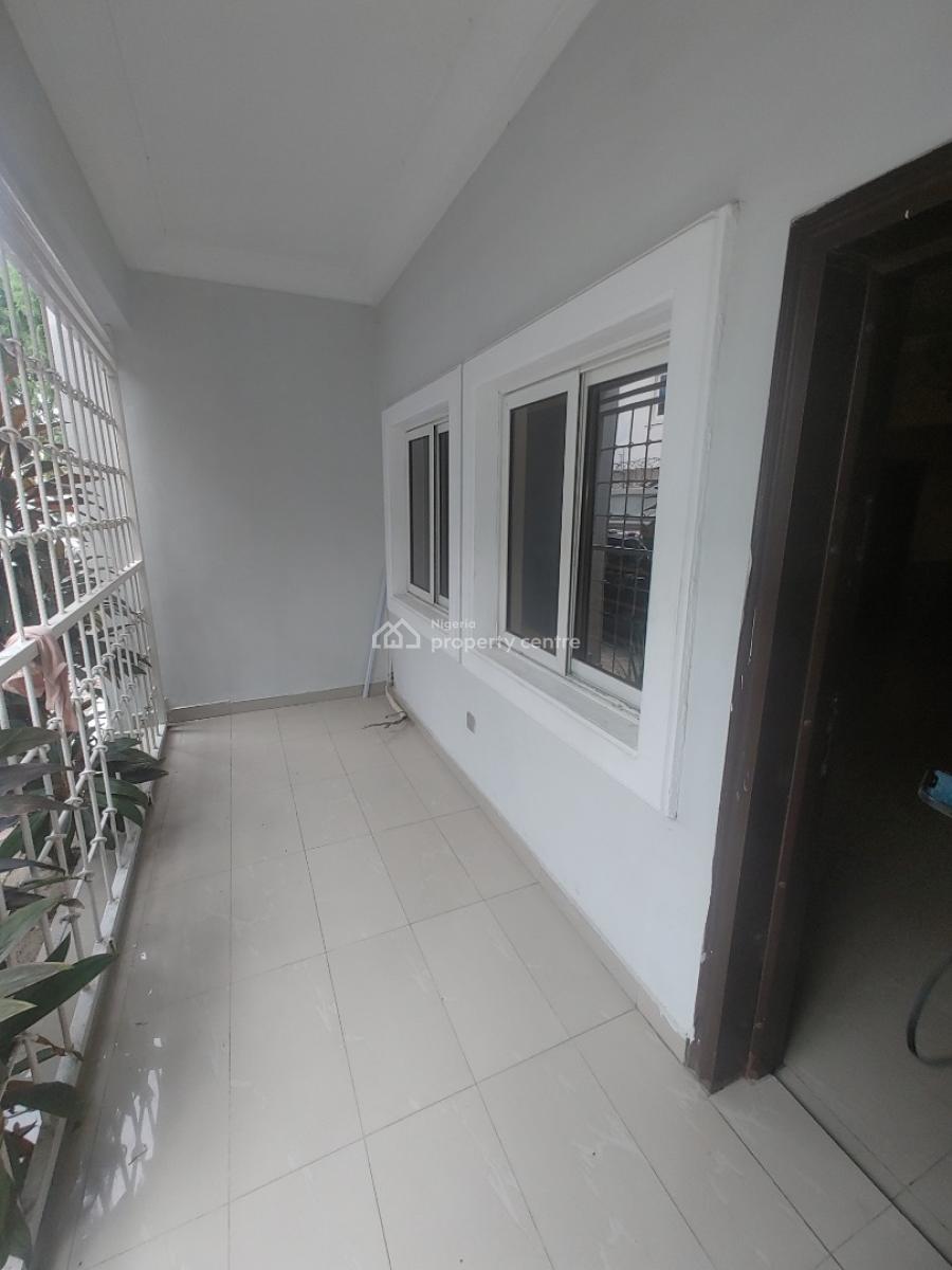 Very Spacious 3 Bedroom in a Call Estate, Sangotedo, Sangotedo, Ajah, Lagos, Flat / Apartment for Rent