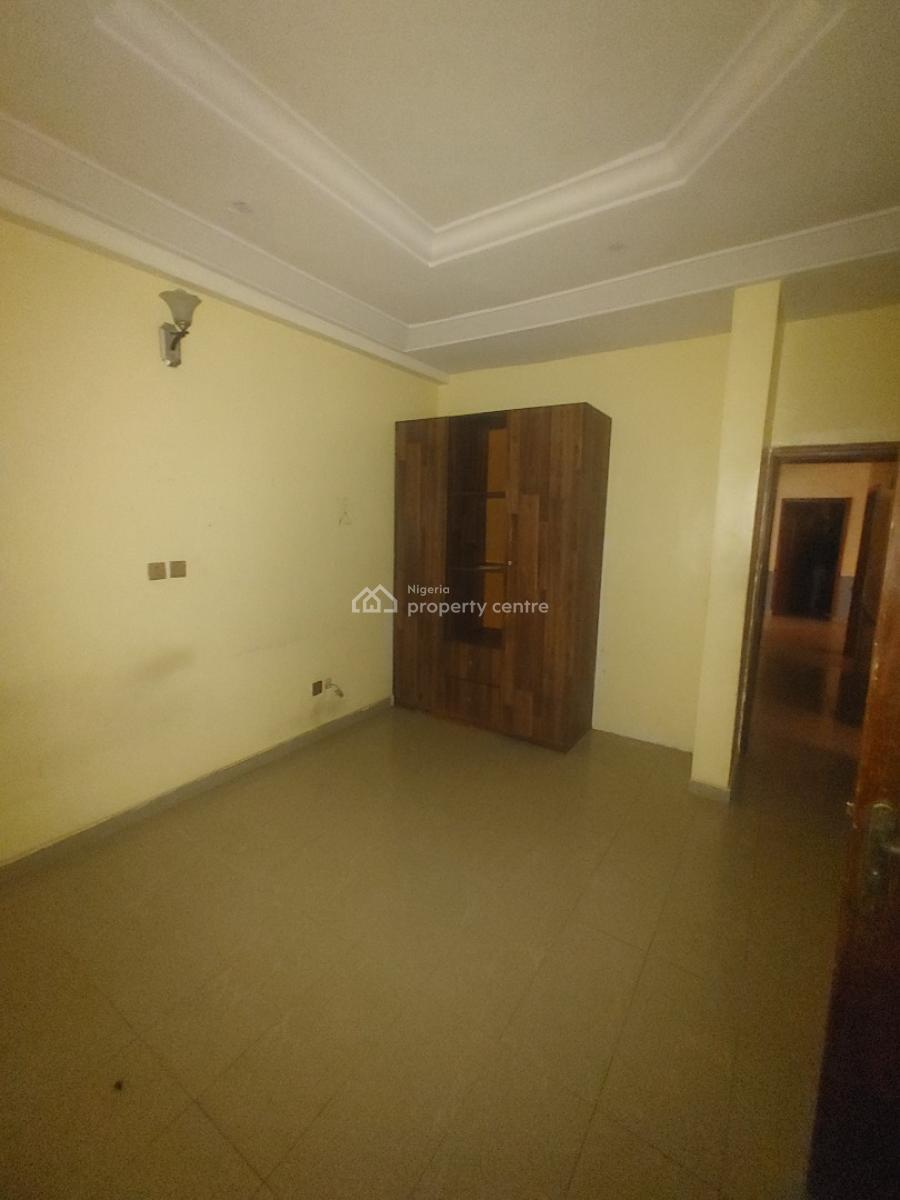 Very Spacious 3 Bedroom in a Call Estate, Sangotedo, Sangotedo, Ajah, Lagos, Flat / Apartment for Rent
