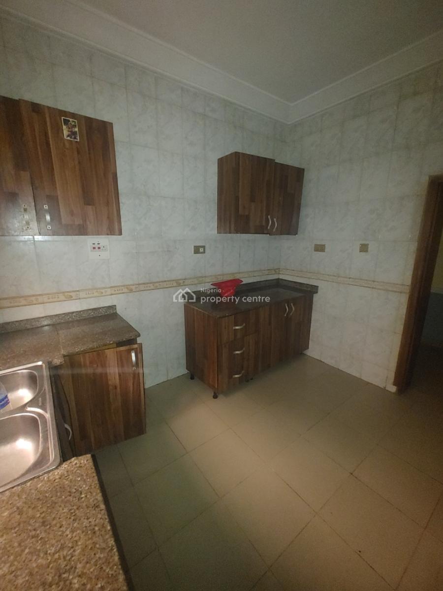 Very Spacious 3 Bedroom in a Call Estate, Sangotedo, Sangotedo, Ajah, Lagos, Flat / Apartment for Rent