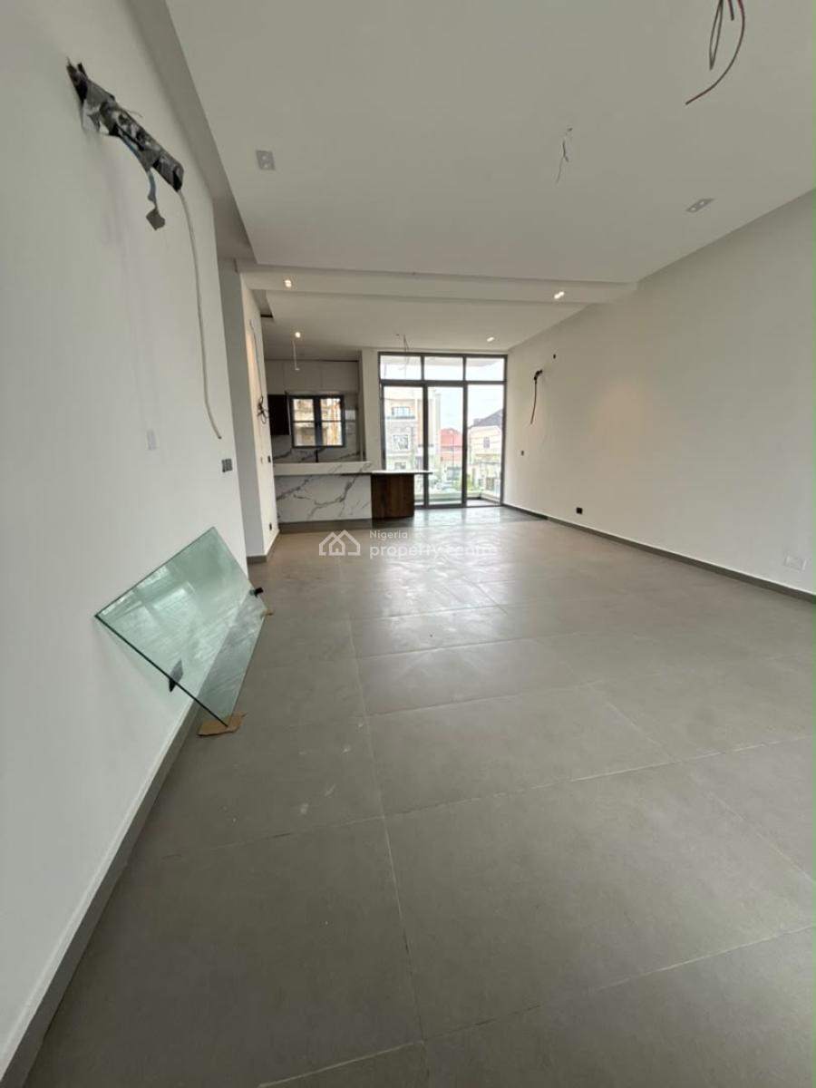 Classic 4bed on Two Floors, Lekki Phase 1, Lekki, Lagos, Terraced Duplex for Sale