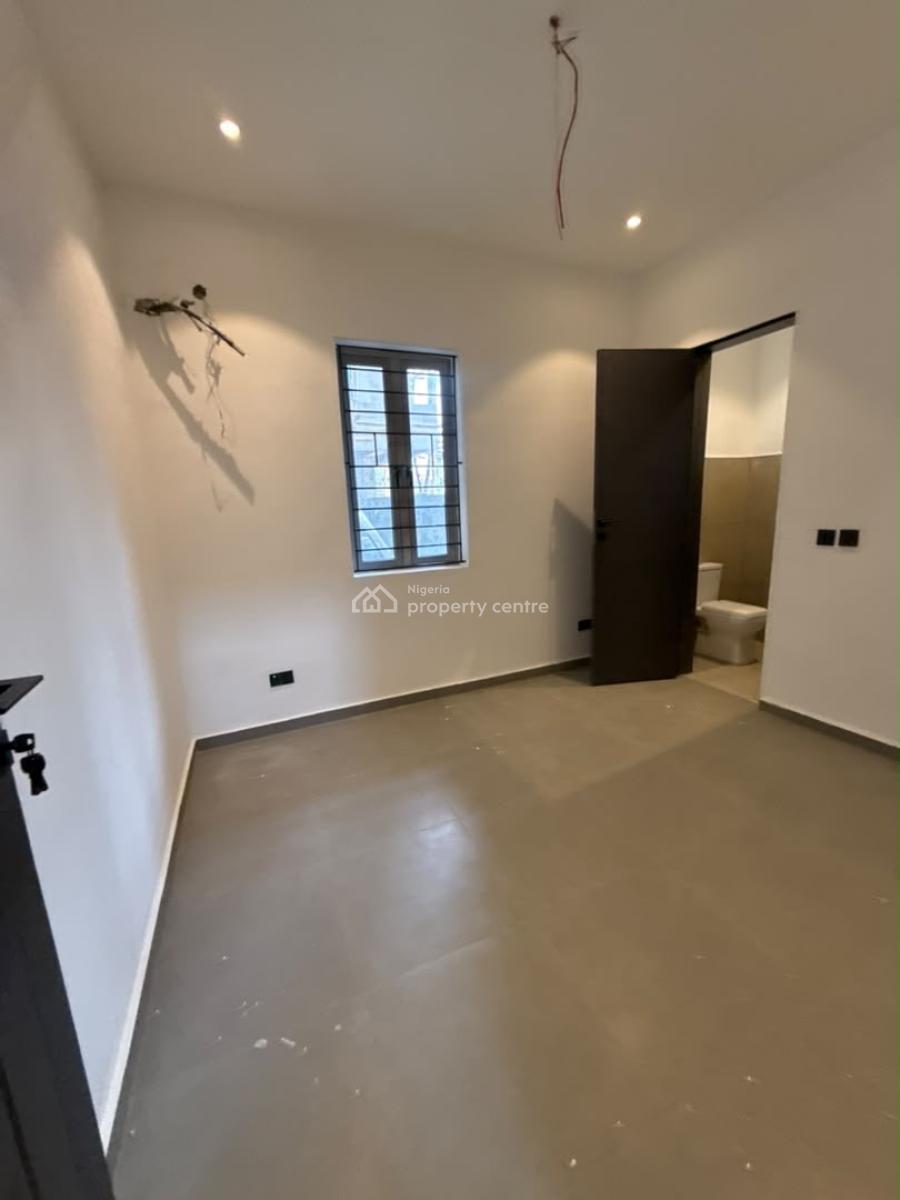 Classic 4bed on Two Floors, Lekki Phase 1, Lekki, Lagos, Terraced Duplex for Sale