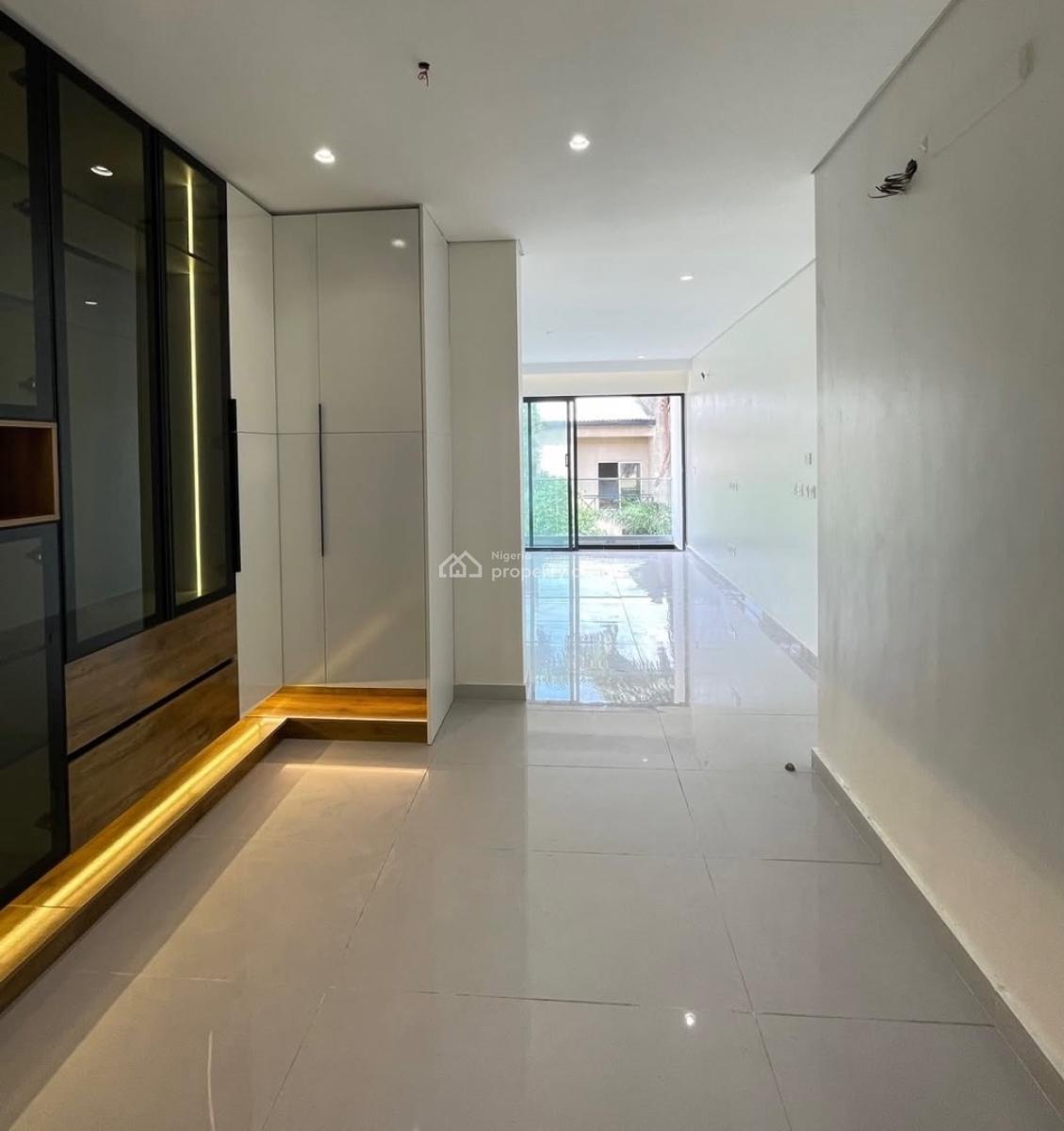 Stunning 5 Bedroom Semi Detached Duplex with Swimming Pool and Bq, Ikoyi, Ikoyi, Lagos, Semi-detached Duplex for Sale