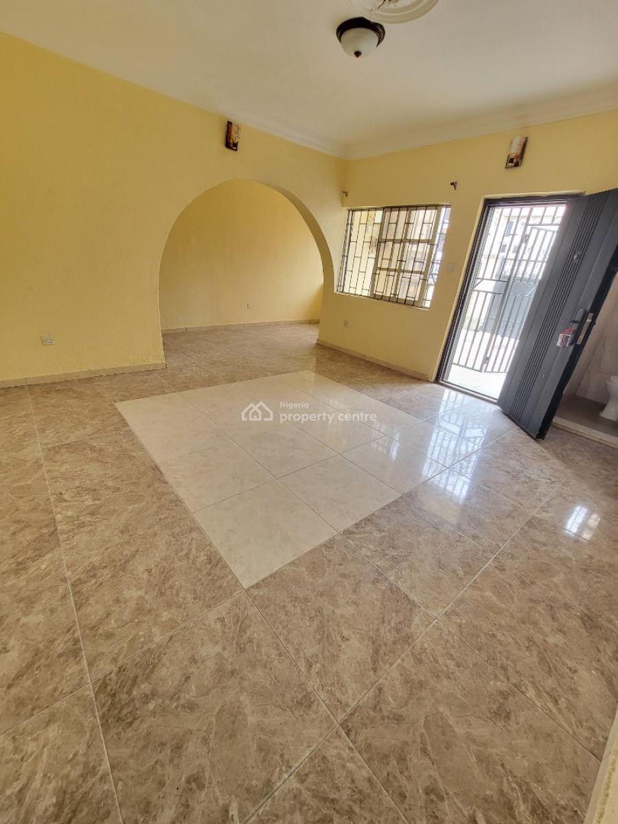 Spacious and Sharp 3bedroom Apartment, United Estate, Sangotedo, Ajah, Lagos, Flat / Apartment for Rent