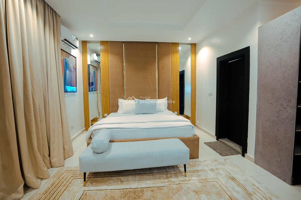 Fully Furnished 3 Bedroom Apartment with Bq on The 3rd Floor, Palace Road, Oniru, Victoria Island (vi), Lagos, Flat / Apartment for Rent