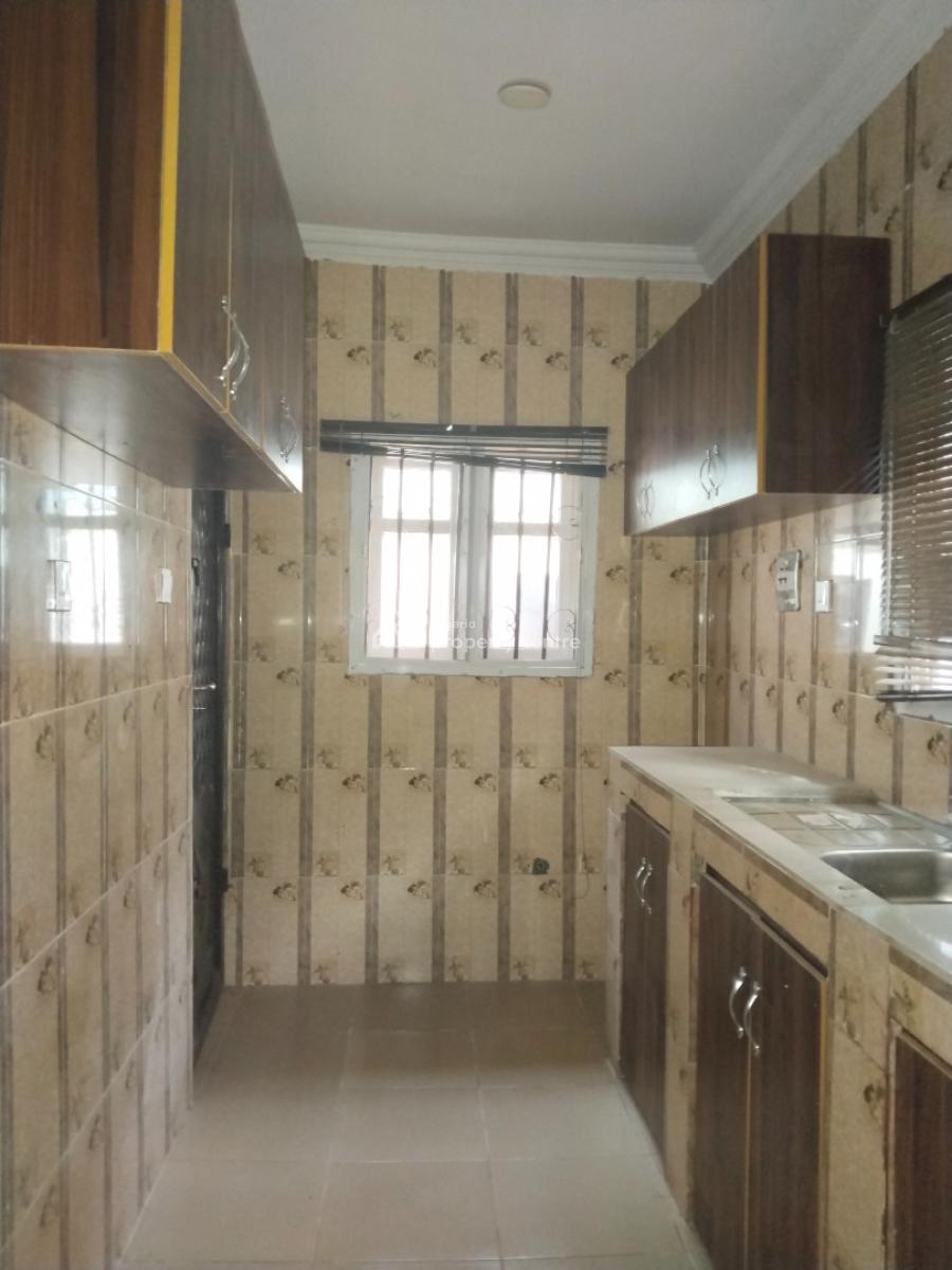 Lovely and Well Built 3bedroom Bungalow at Makogi Magboro Extension, Makogi Magboro Ext, Magboro, Ogun, Detached Duplex for Rent