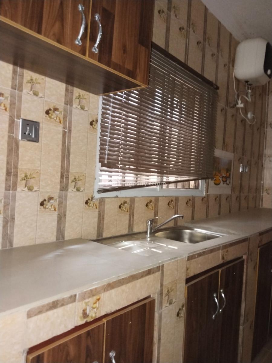 Lovely and Well Built 3bedroom Bungalow at Makogi Magboro Extension, Makogi Magboro Ext, Magboro, Ogun, Detached Duplex for Rent