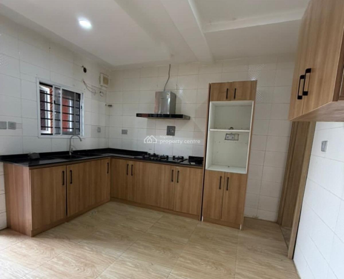 2 Bedrooms Flat, By Nizamiye Hospital, Idu Industrial, Abuja, Block of Flats for Sale