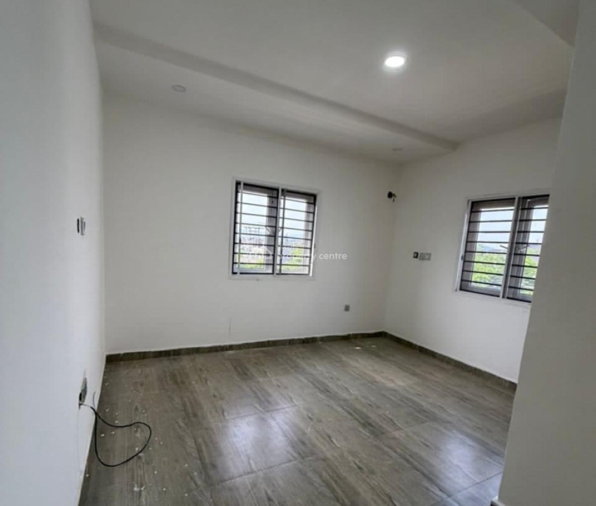 2 Bedrooms Flat, By Nizamiye Hospital, Idu Industrial, Abuja, Block of Flats for Sale