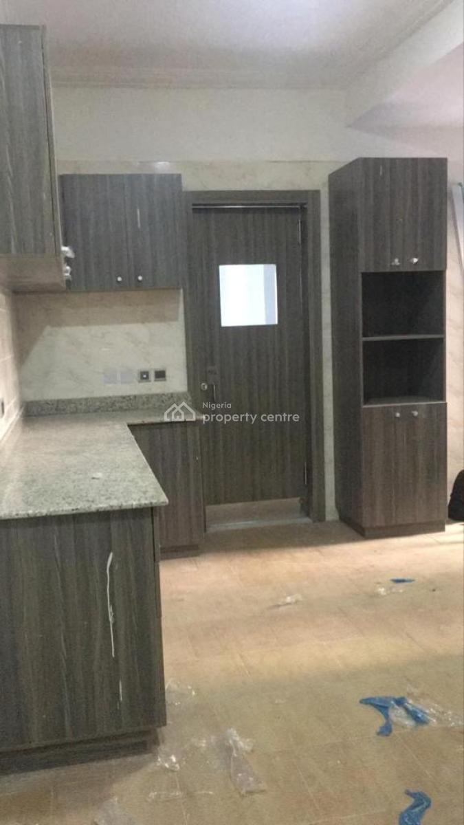 4bedroom Semi Detached, Off Admiralty, Lekki Phase 1, Lekki, Lagos, Semi-detached Duplex for Sale