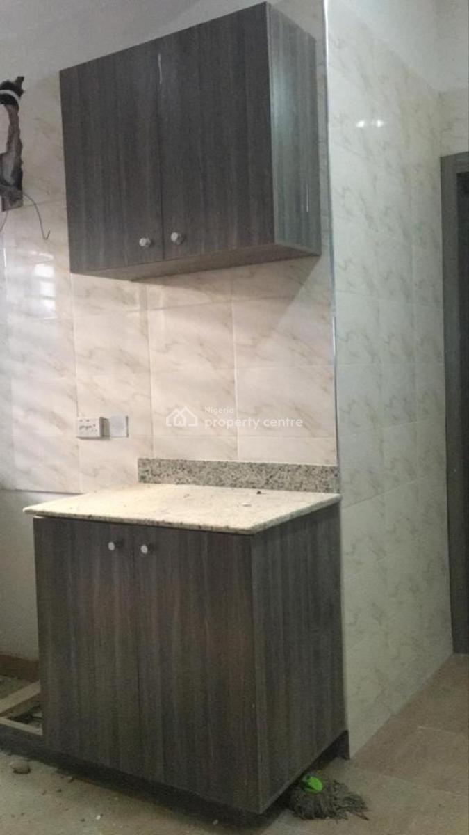 4bedroom Semi Detached, Off Admiralty, Lekki Phase 1, Lekki, Lagos, Semi-detached Duplex for Sale