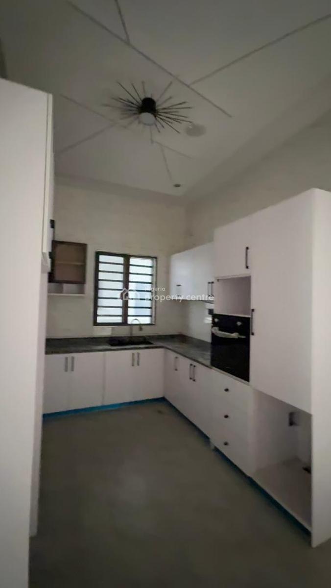 5 Bedroom Semi Detached Duplex at Ikeja Gra, Ikeja Gra, Ikeja, Lagos, Semi-detached Duplex for Sale