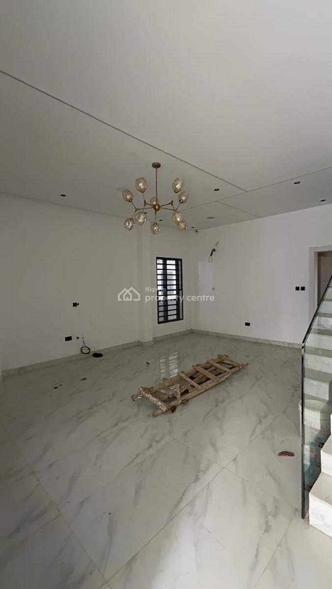 5 Bedroom Semi Detached Duplex at Ikeja Gra, Ikeja Gra, Ikeja, Lagos, Semi-detached Duplex for Sale