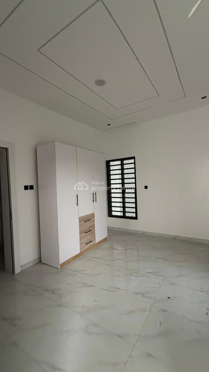 5 Bedroom Semi Detached Duplex at Ikeja Gra, Ikeja Gra, Ikeja, Lagos, Semi-detached Duplex for Sale