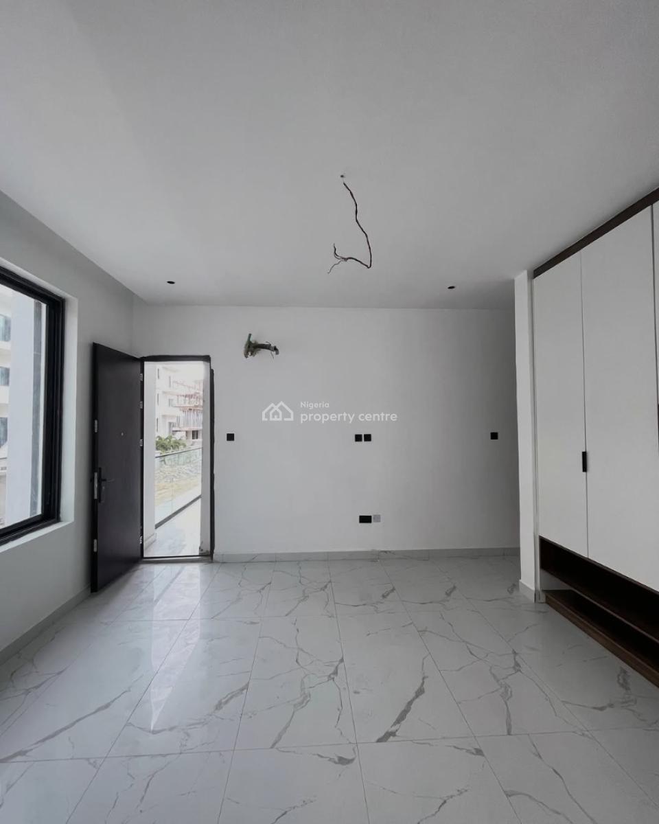 Lovely 2 Bedroom Apartment with Bq, Lekki Phase 1, Lekki Phase 1, Lekki, Lagos, Block of Flats for Sale