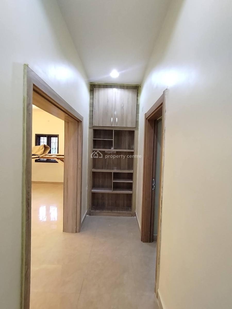 Spacious Two Bedrooms Flat, Maitama 2, Maitama District, Abuja, Flat / Apartment for Rent