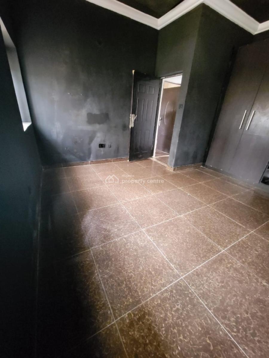 Clean and Soacious 3bedroom Flat, Agungi, Lekki, Lagos, Flat / Apartment for Rent