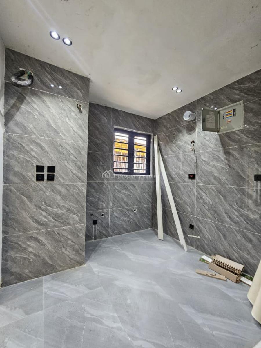 Well Finished 2 Bedroom Apartment with Pool, Ikate, Ikate, Lekki, Lagos, Flat / Apartment for Sale