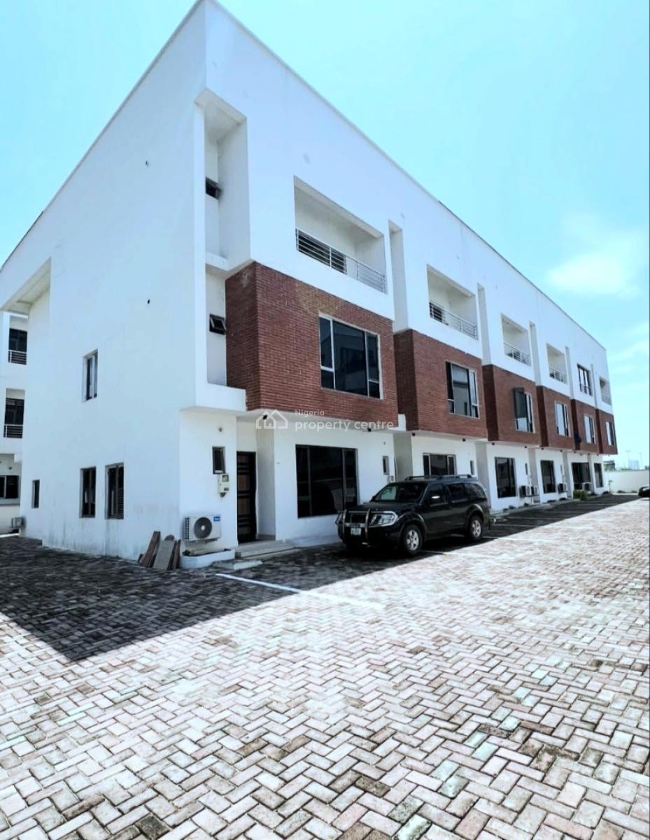 Well Maintained 4 Bedroom Terrace, Lekki Phase 1, Lekki, Lagos, Terraced Duplex for Rent