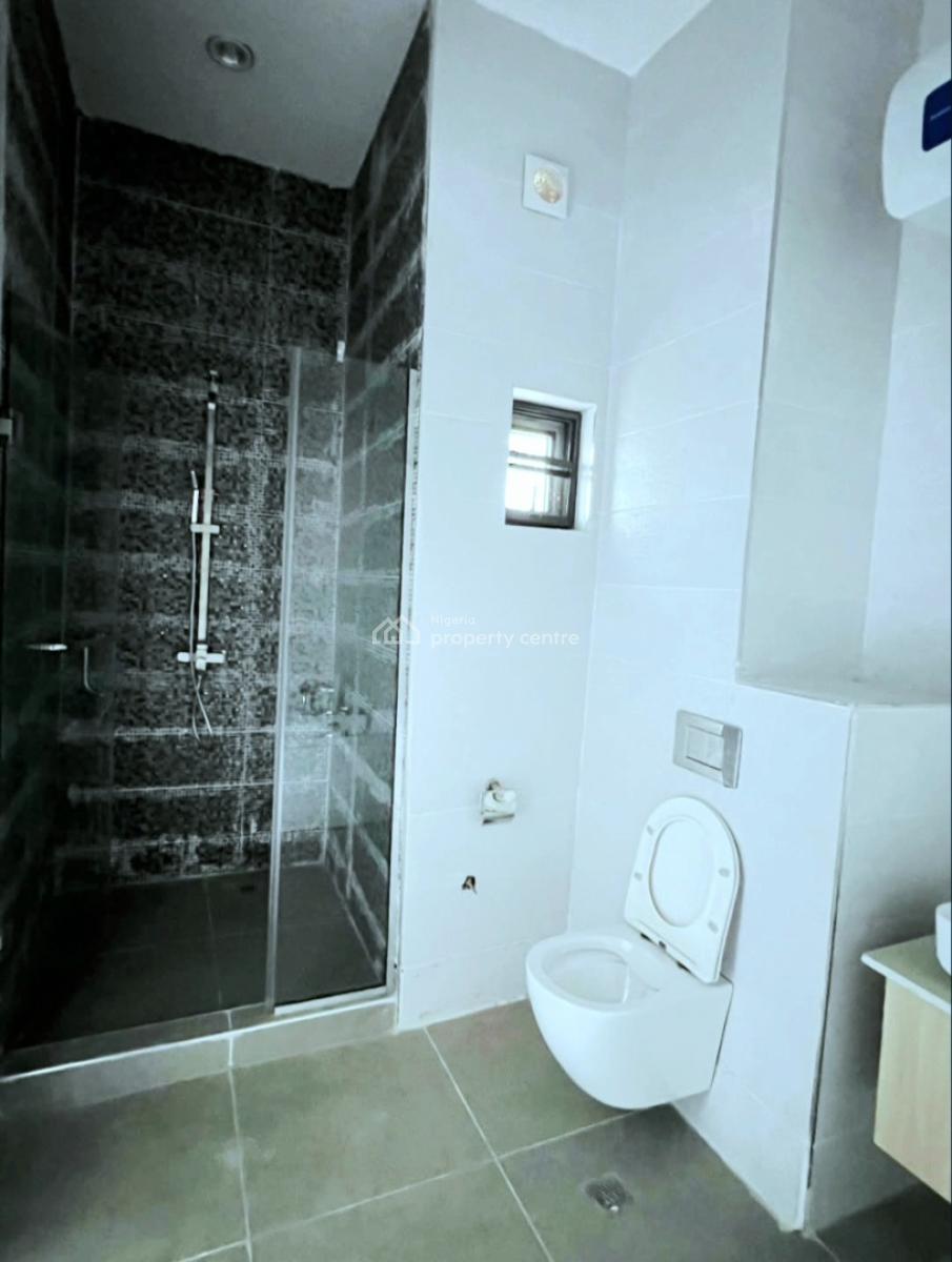 Well Maintained 4 Bedroom Terrace, Lekki Phase 1, Lekki, Lagos, Terraced Duplex for Rent