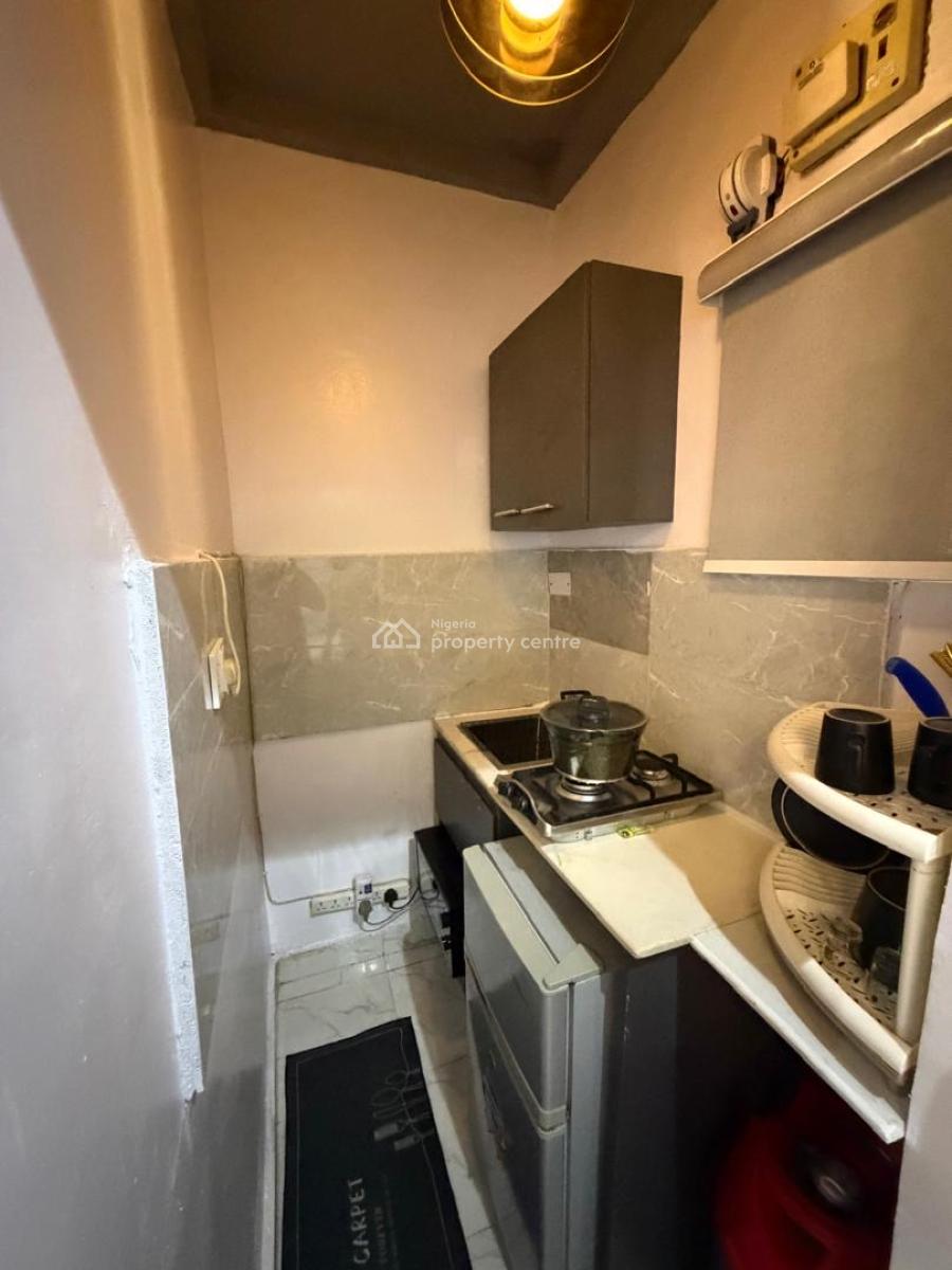 Beautiful Studio Service Apartment in Akoka Yaba, Shobande, Akoka, Yaba, Lagos, Self Contain (single Rooms) Short Let