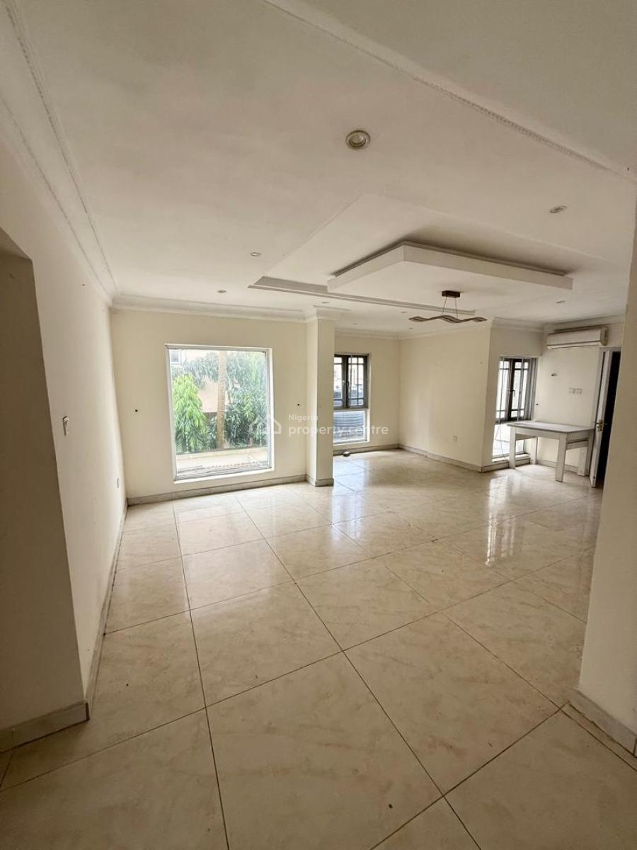 Nicely Finished Serviced 3 Bedroom Flat, Lekki Phase 1, Lekki, Lagos, Flat / Apartment for Rent