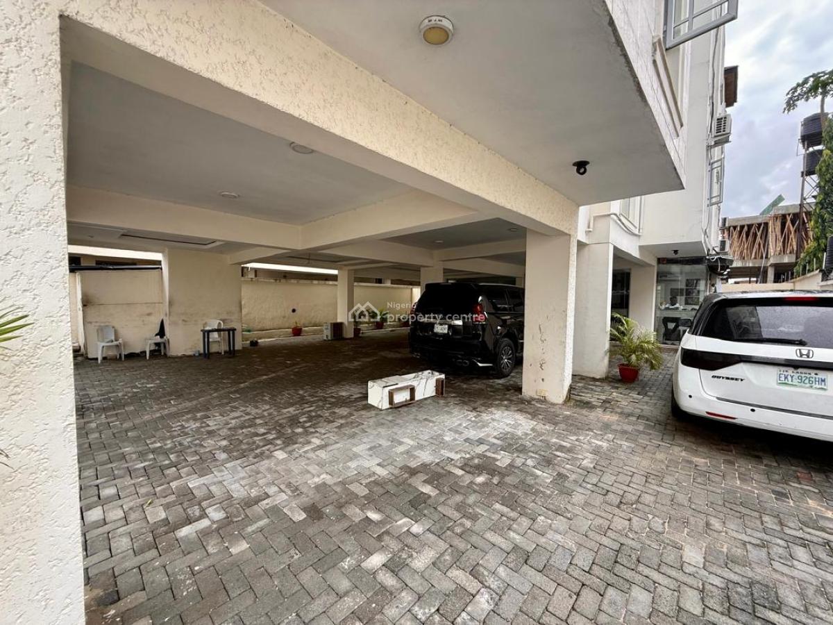 Nicely Finished Serviced 3 Bedroom Flat, Lekki Phase 1, Lekki, Lagos, Flat / Apartment for Rent