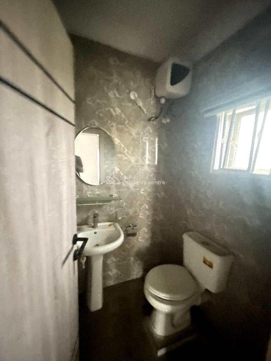 2 Bedroom Apartment Letting Off Monastery Road, Novare Sh, Off Monastery Road, Novare Shoprite, Sangotedo., Sangotedo, Ajah, Lagos, Flat / Apartment for Rent