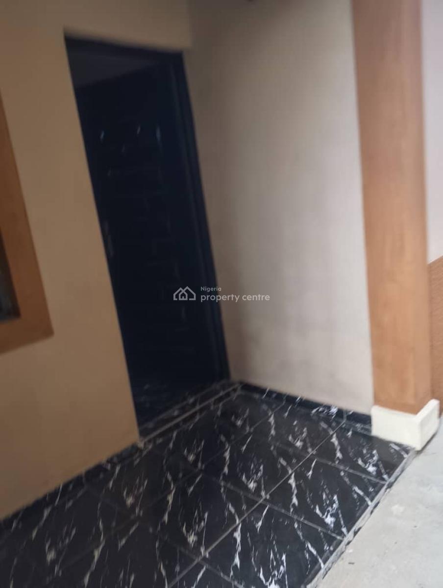 Luxury Room and Parlor Self Contained, U P S Estate, Igbogbo, Ikorodu, Lagos, Flat / Apartment for Rent
