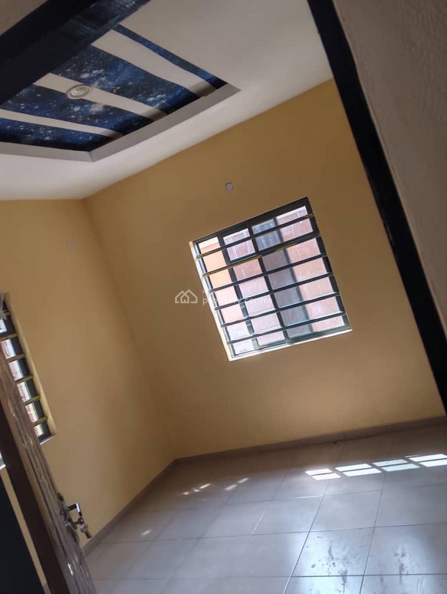 Luxury Room and Parlor Self Contained, U P S Estate, Igbogbo, Ikorodu, Lagos, Flat / Apartment for Rent