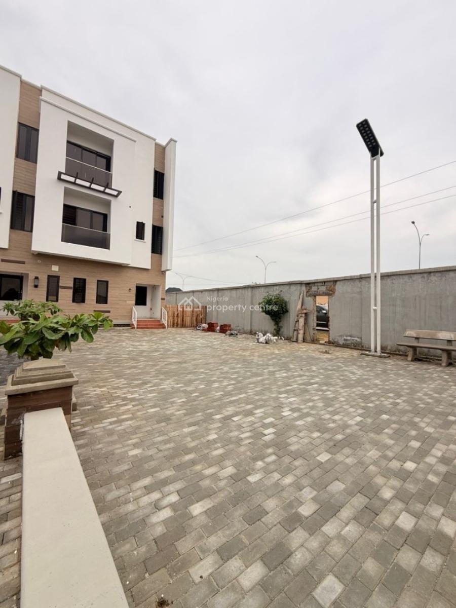 4bedroom Terrace with Bq, Jahi, Abuja, Terraced Duplex for Sale