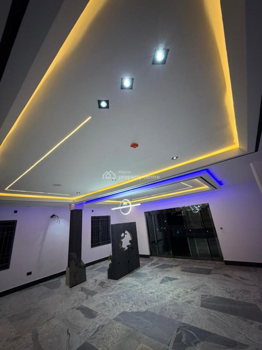 Exquisite 9-bedroom Smart Contemporary Mansion with 11 Bq & Pool, Guzape District, Abuja, Detached Duplex for Sale