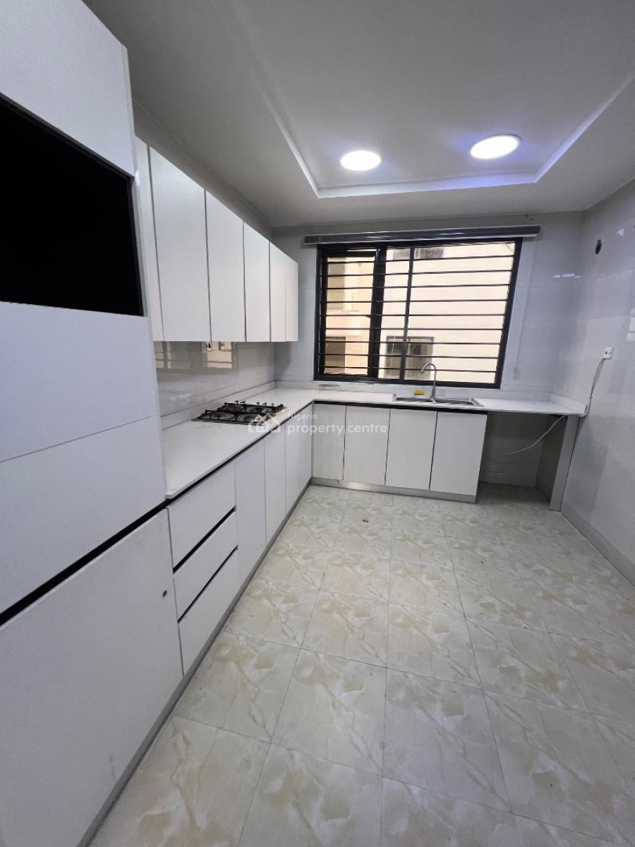 Luxury 3 Bedroom Flat, Lekki Right, Lekki Phase 1, Lekki, Lagos, Flat / Apartment for Rent