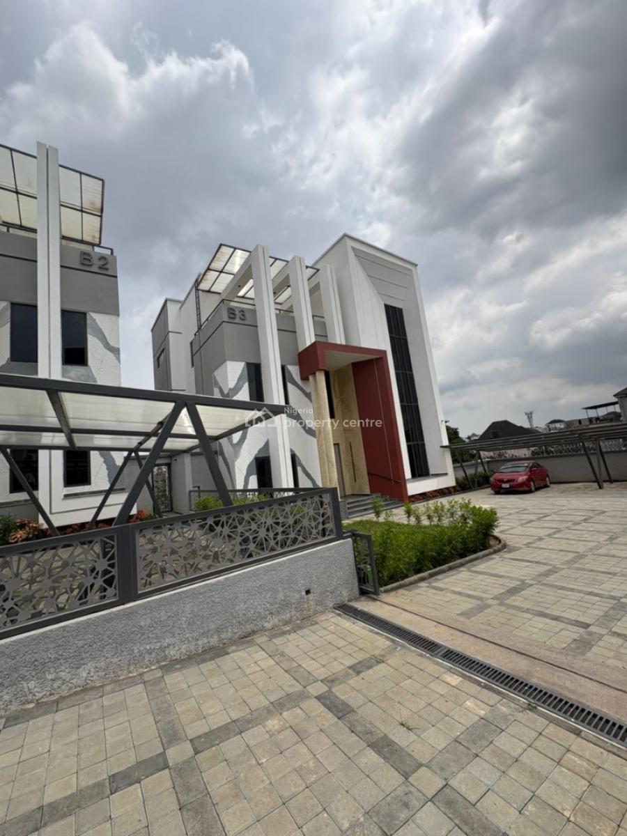 Detached Duplex with 1bedroom Flat in The Basement, Guzape District, Abuja, Detached Duplex for Sale