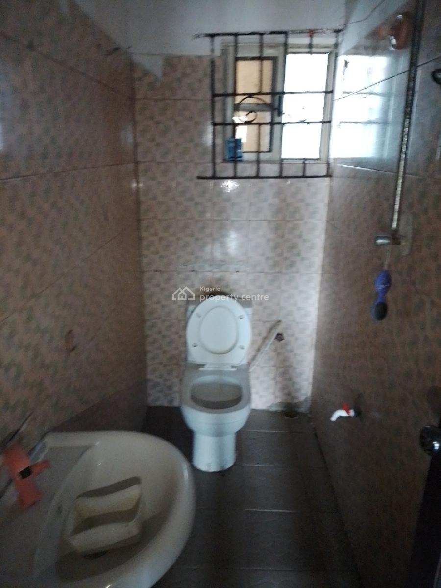 Mini Flat Upstairs at  Ilasan, Salem, Ikate, Lekki, Lagos, Flat / Apartment for Rent