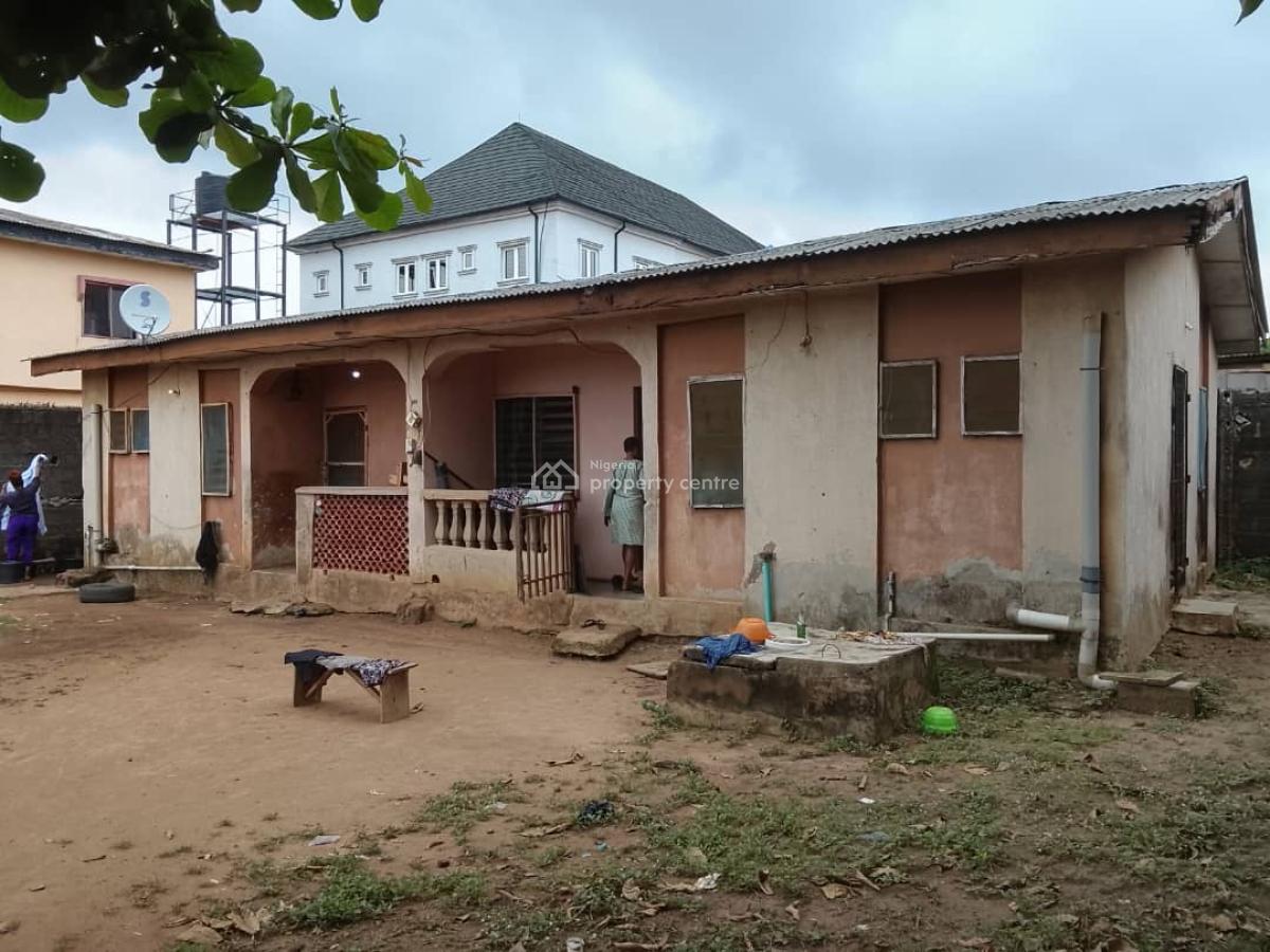 a Decent Bungalow, Fatoki, Isuti Road, Igando, Ikotun, Lagos, Detached Bungalow for Sale