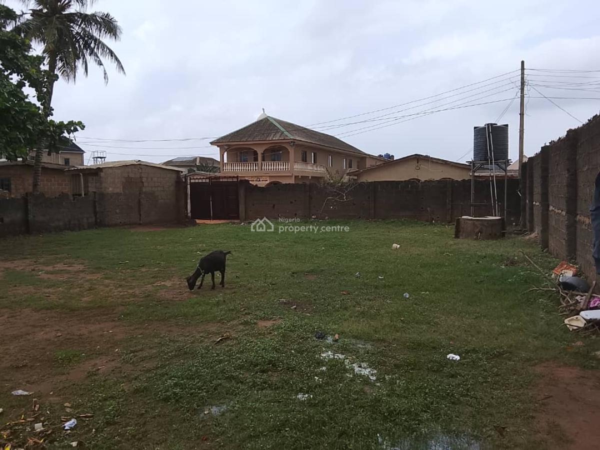 a Decent Bungalow, Fatoki, Isuti Road, Igando, Ikotun, Lagos, Detached Bungalow for Sale