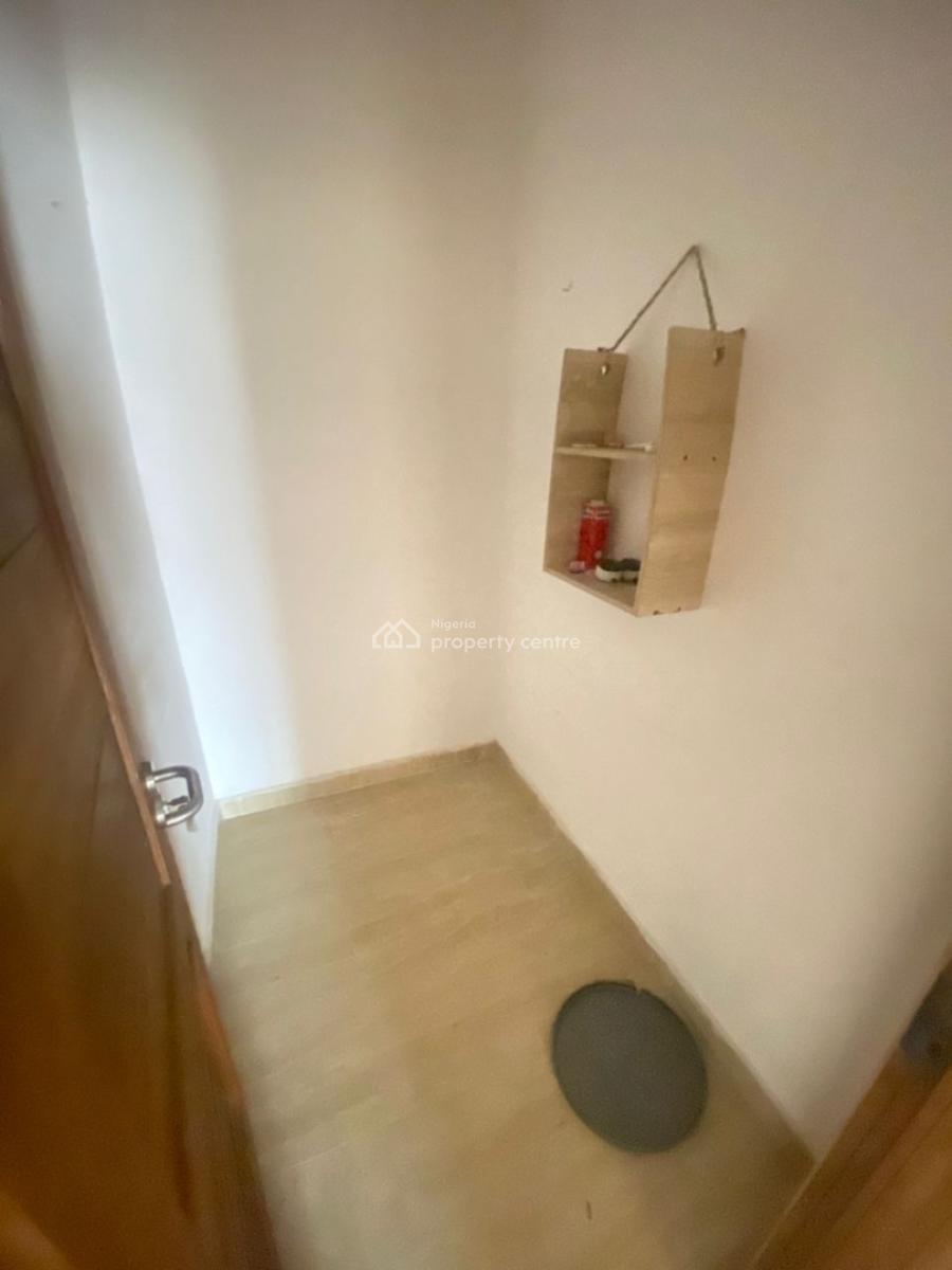 Modern Built Luxury Serviced 2bedrooms Upstairs in an Estate, Dr Kennedy Okonkwo Estate Osapa Shoprite Road, Lekki, Lagos, Flat / Apartment for Rent