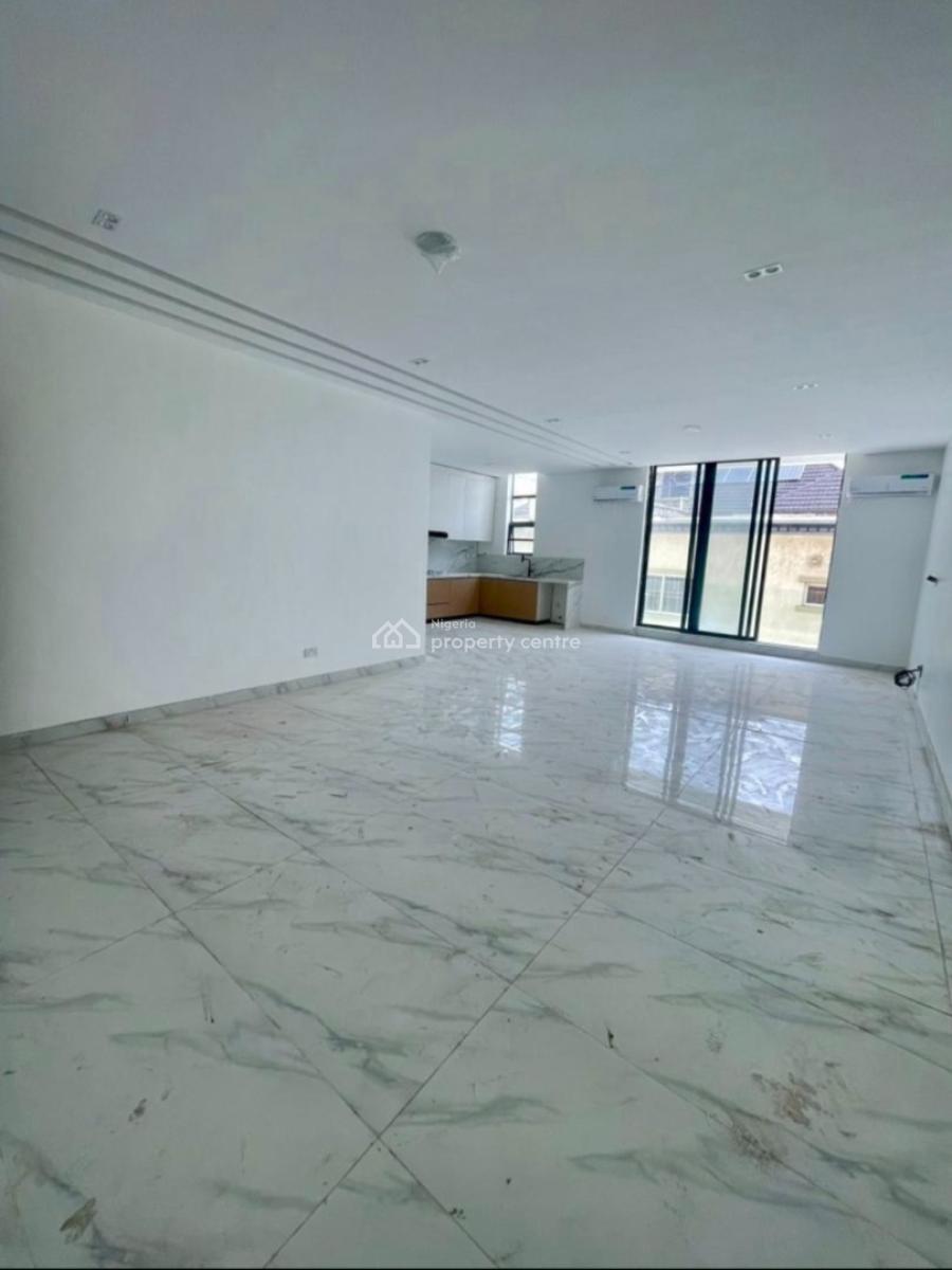 Well Finished 2 Bedroom Apartment with Gym and Swimming Pool, Lekki Phase 1, Lekki Phase 1, Lekki, Lagos, Flat / Apartment for Sale