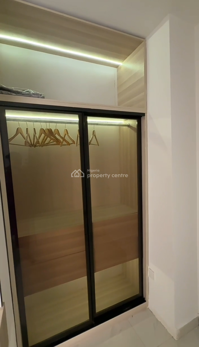 Beautifully Furnished & Spacious 1 Bedroom Apartment on 3rd Floor, Cove Towers, Lekki, Lagos, Mini Flat (room and Parlour) for Rent