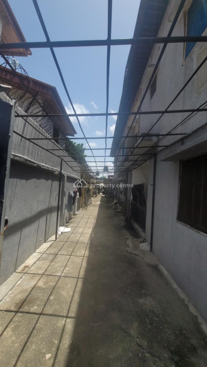 Massive Detached Duplex, 511 Road D Close By 22 Road By G Close Festac Town Lagos, Festac, Amuwo Odofin, Lagos, Detached Duplex for Sale