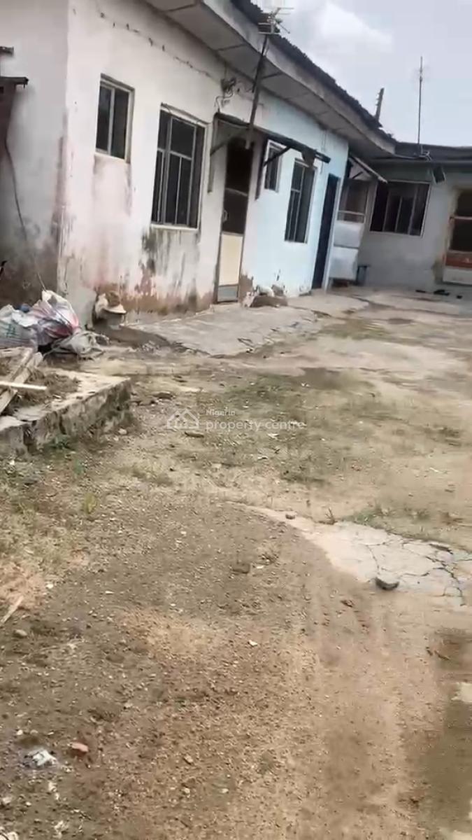 270sqm Land with Demolishable Structure, Peace Estate, Isolo, Lagos, Residential Land for Sale