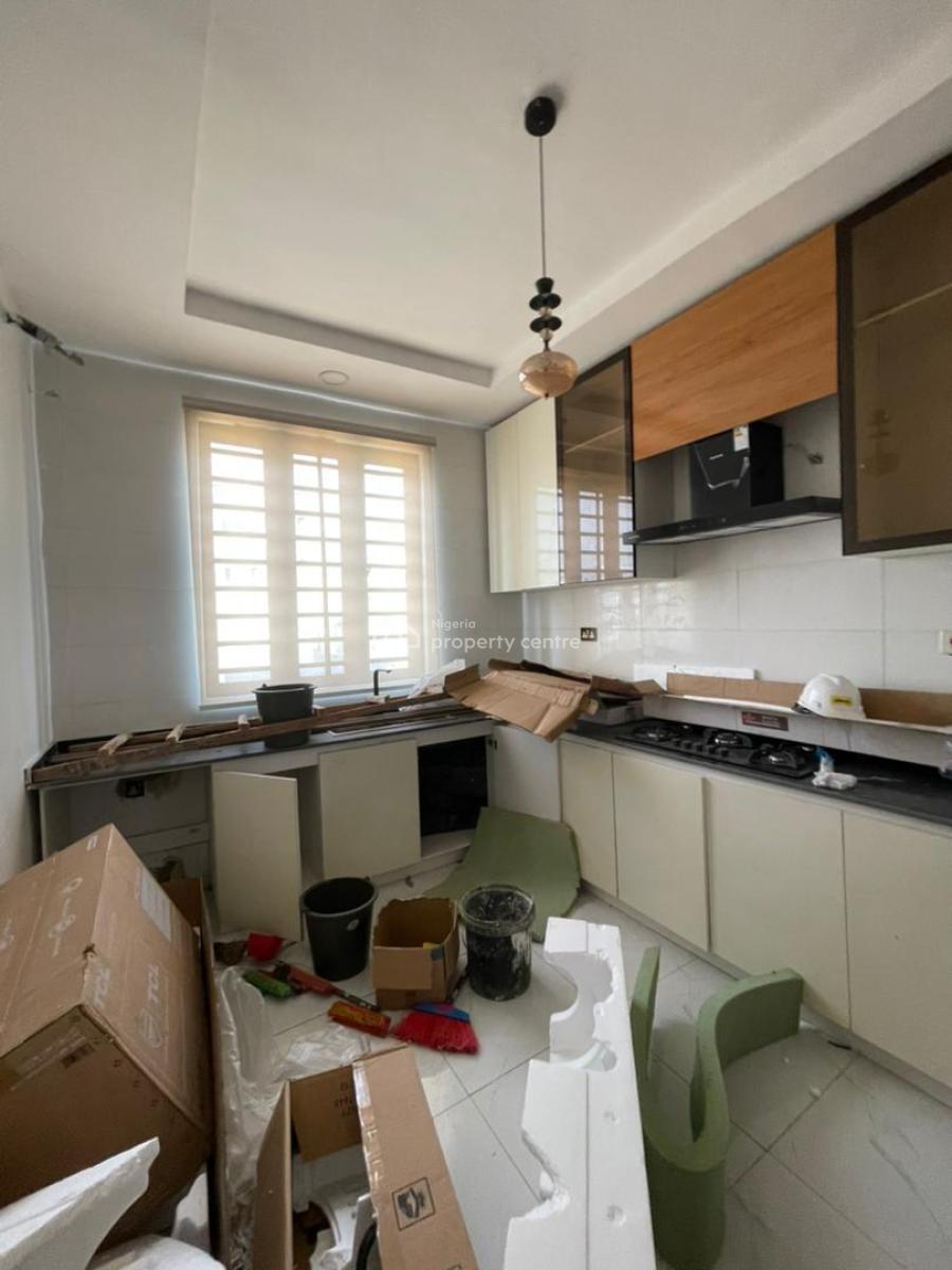 2 Bedroom Semi Furnished Flat with Elevator, Spa Road, Ikate Lagos, Ikate, Lekki, Lagos, Flat / Apartment for Rent