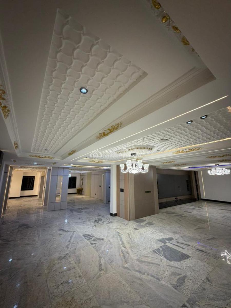 9bedroom Mansion with 4sitting Room& Guest Chalet with Bq, Guzape, Guzape District, Abuja, Detached Duplex for Sale