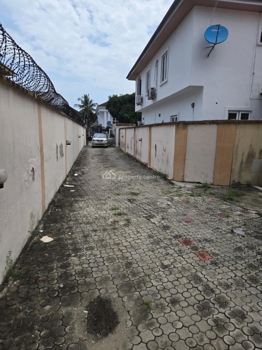 Standard 4-bedroom Semi Detached House with 2bq at Vgc, Road 3, Close 11, Vgc, Lekki, Lagos, Semi-detached Duplex for Sale