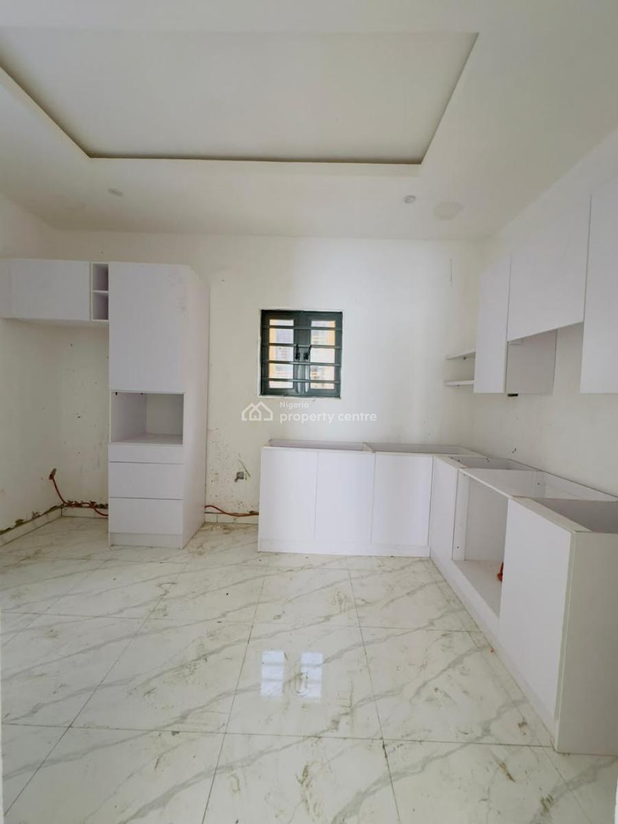 Newly Built 3 Bedroom Apartment with Bq, Gbagada, Lagos, Flat / Apartment for Sale
