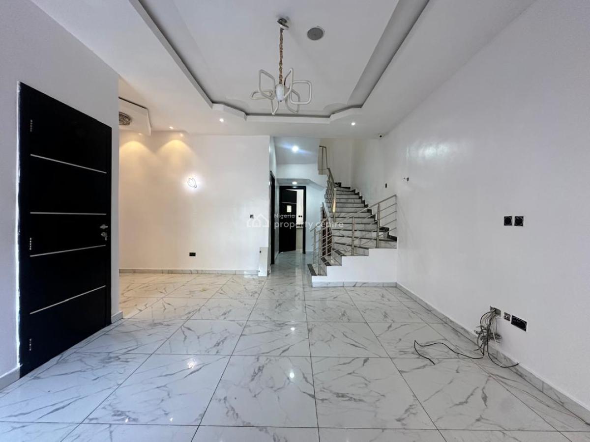 4bedrooms Semi Detached Duplex with Bq, Chevron, Lekki, Lagos, Semi-detached Duplex for Rent