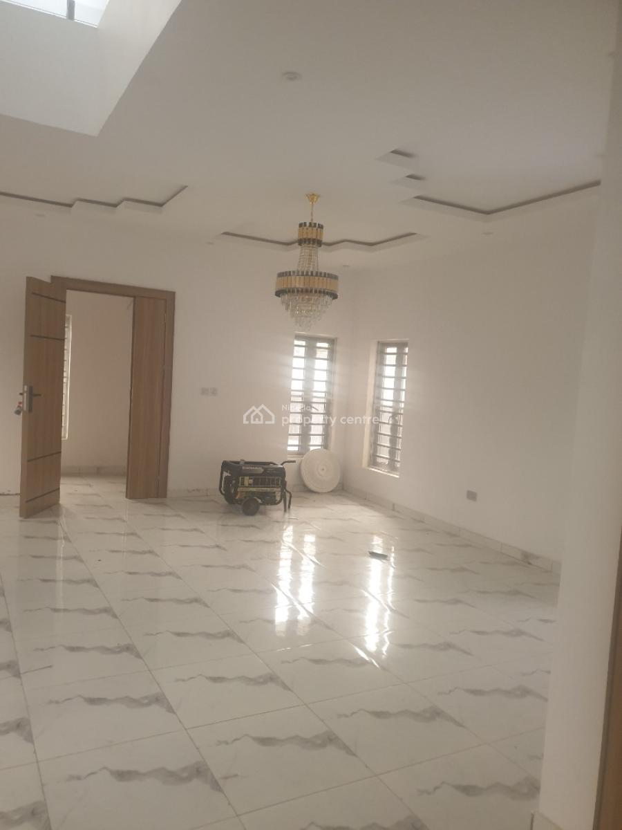 Luxury Spacious 5 Bedroom Detached House with a Room Boys Quarter, Magodo Shangisha Phase  2 , Lagos, Gra Phase 2, Magodo, Lagos, Detached Duplex for Sale