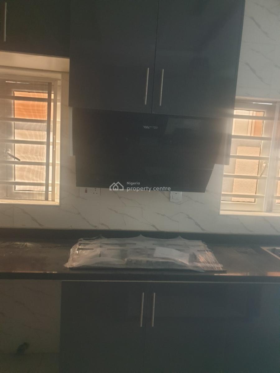 Luxury Spacious 5 Bedroom Detached House with a Room Boys Quarter, Magodo Shangisha Phase  2 , Lagos, Gra Phase 2, Magodo, Lagos, Detached Duplex for Sale