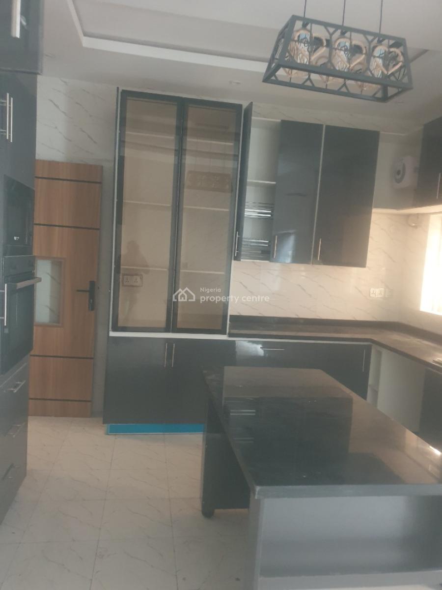 Luxury Spacious 5 Bedroom Detached House with a Room Boys Quarter, Magodo Shangisha Phase  2 , Lagos, Gra Phase 2, Magodo, Lagos, Detached Duplex for Sale