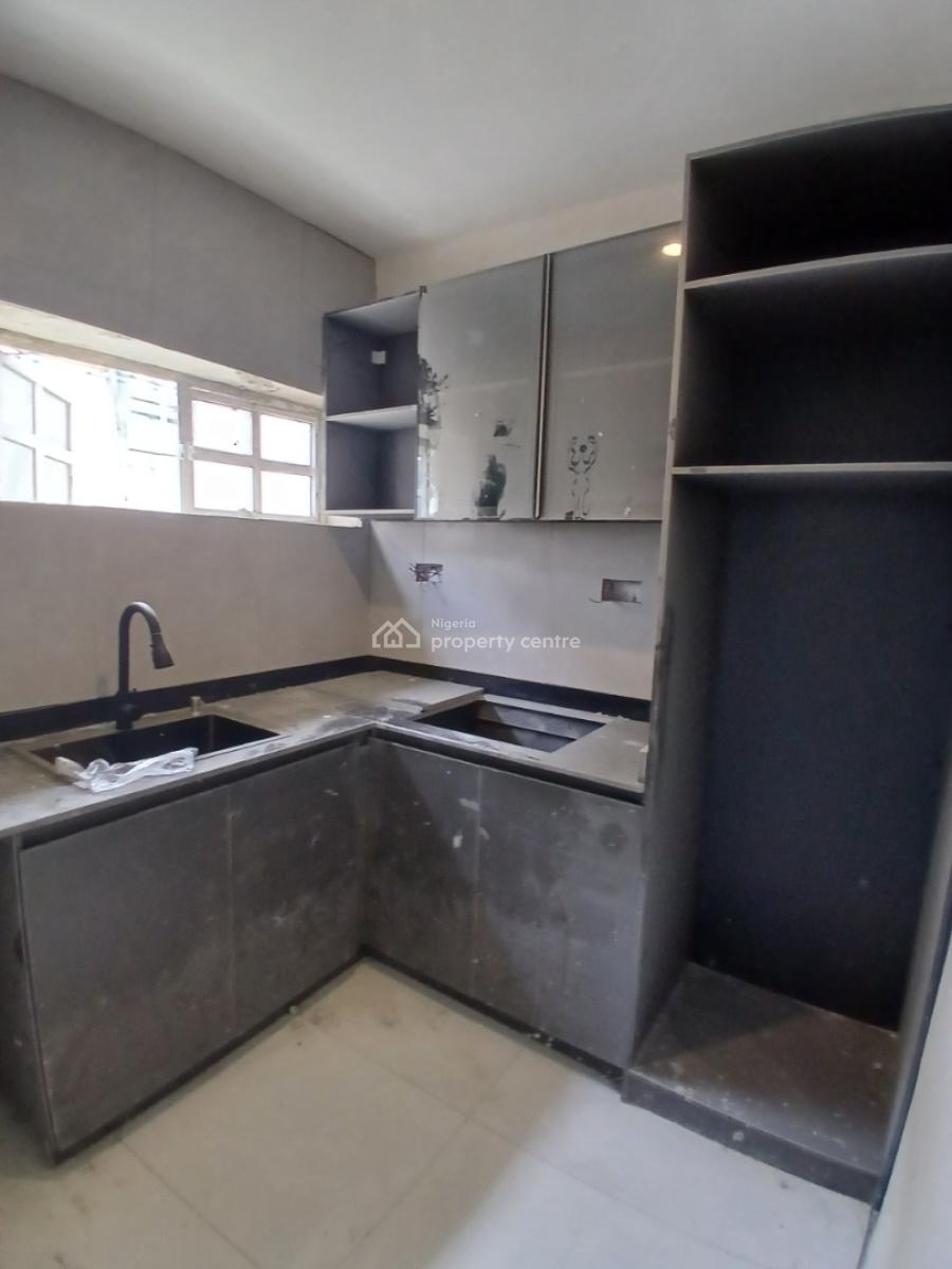 Brand Newly Refurbished 1 Bedroom Mini Flat with an Open/enclosed Fitt, Oniru, Victoria Island (vi), Lagos, Flat / Apartment for Rent